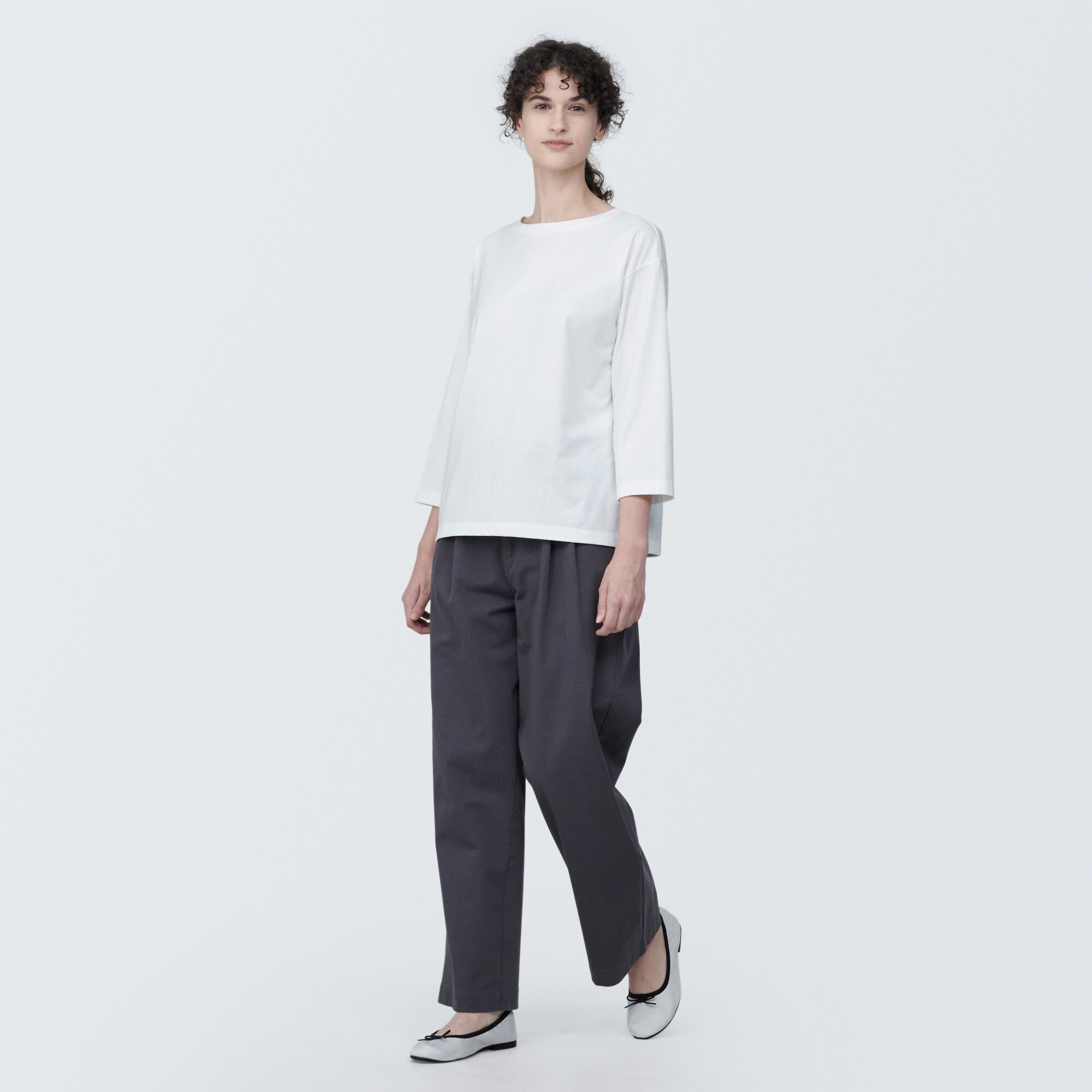 新品　INGEBORG 黒白ボートネック七分袖Tシャツ 新品INGEBORG 黒白ボートネック七分袖Tシャツ