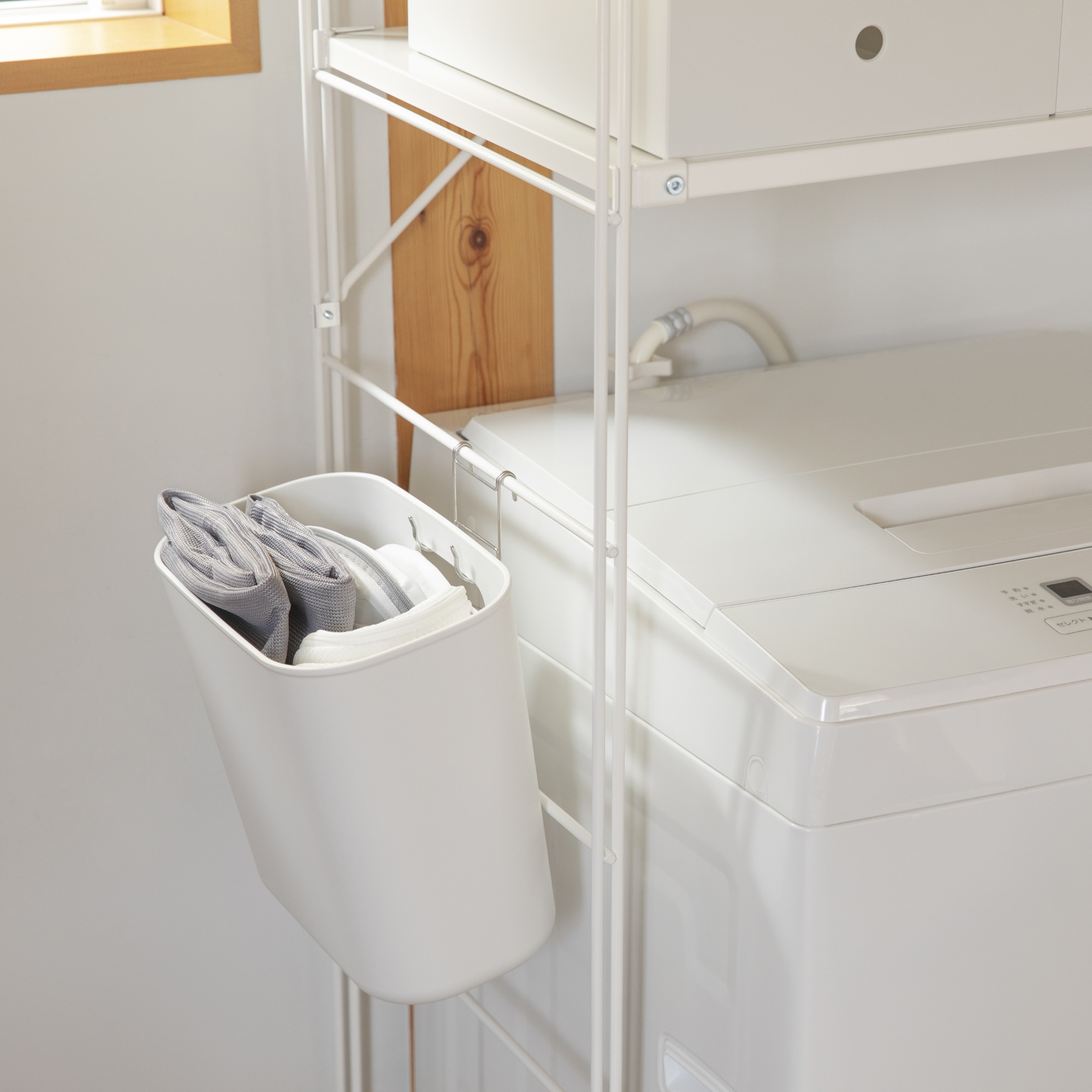 吊るしても使える　薄型収納ケース　奥行１５ｃｍ