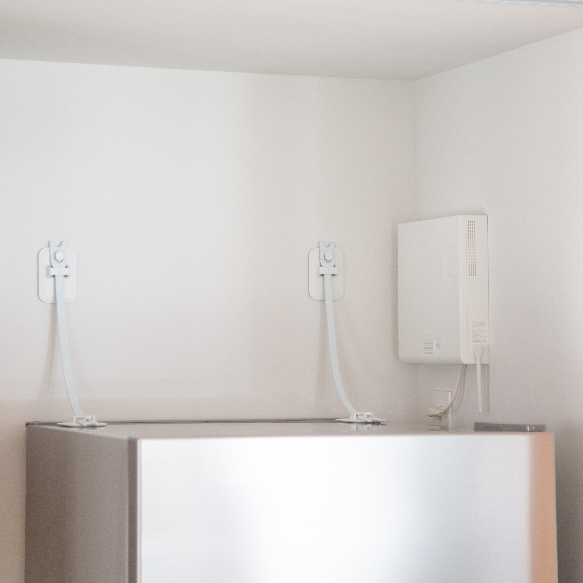 家具用転倒防止器具