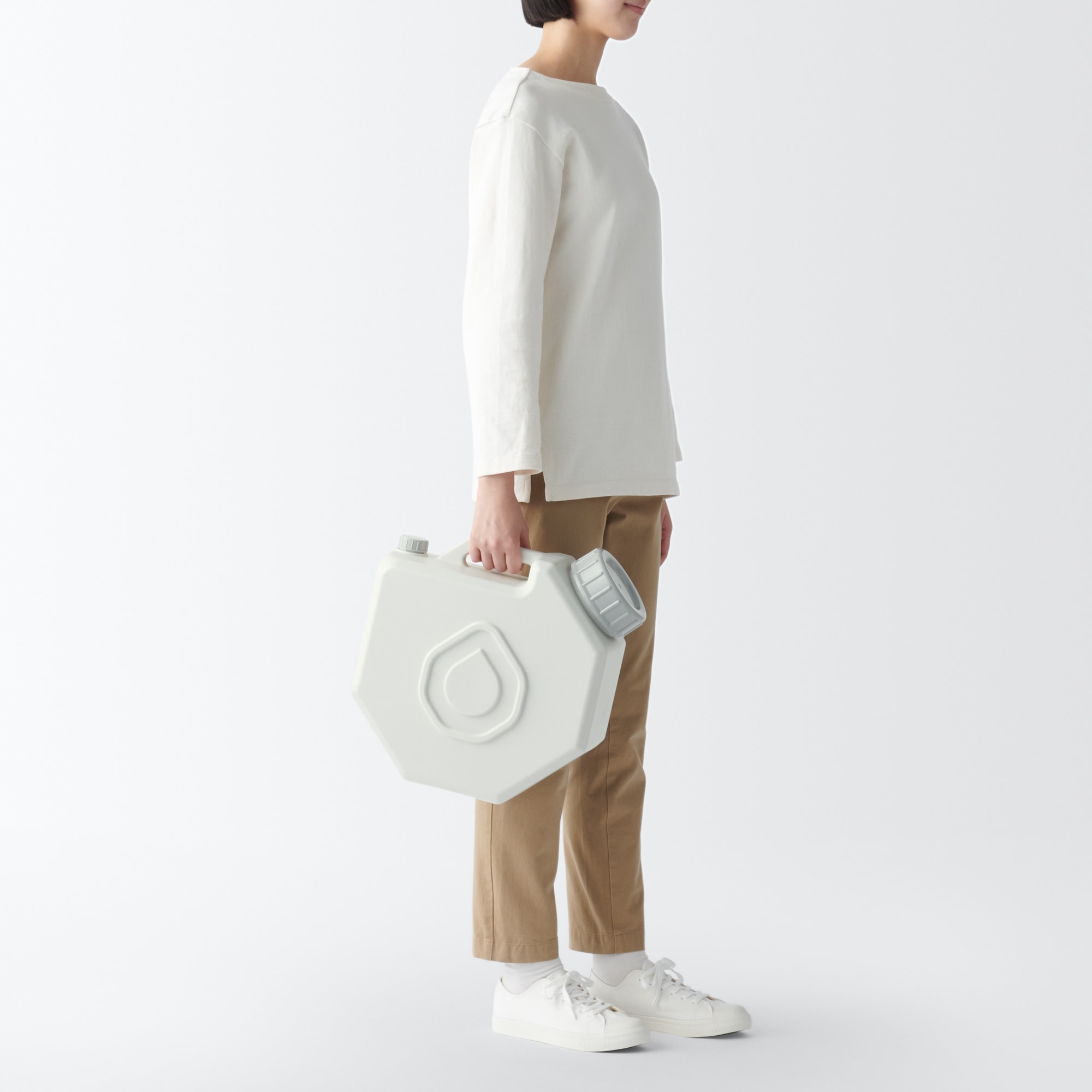 ポリエチレン　水タンク　１２Ｌ　蛇口付き