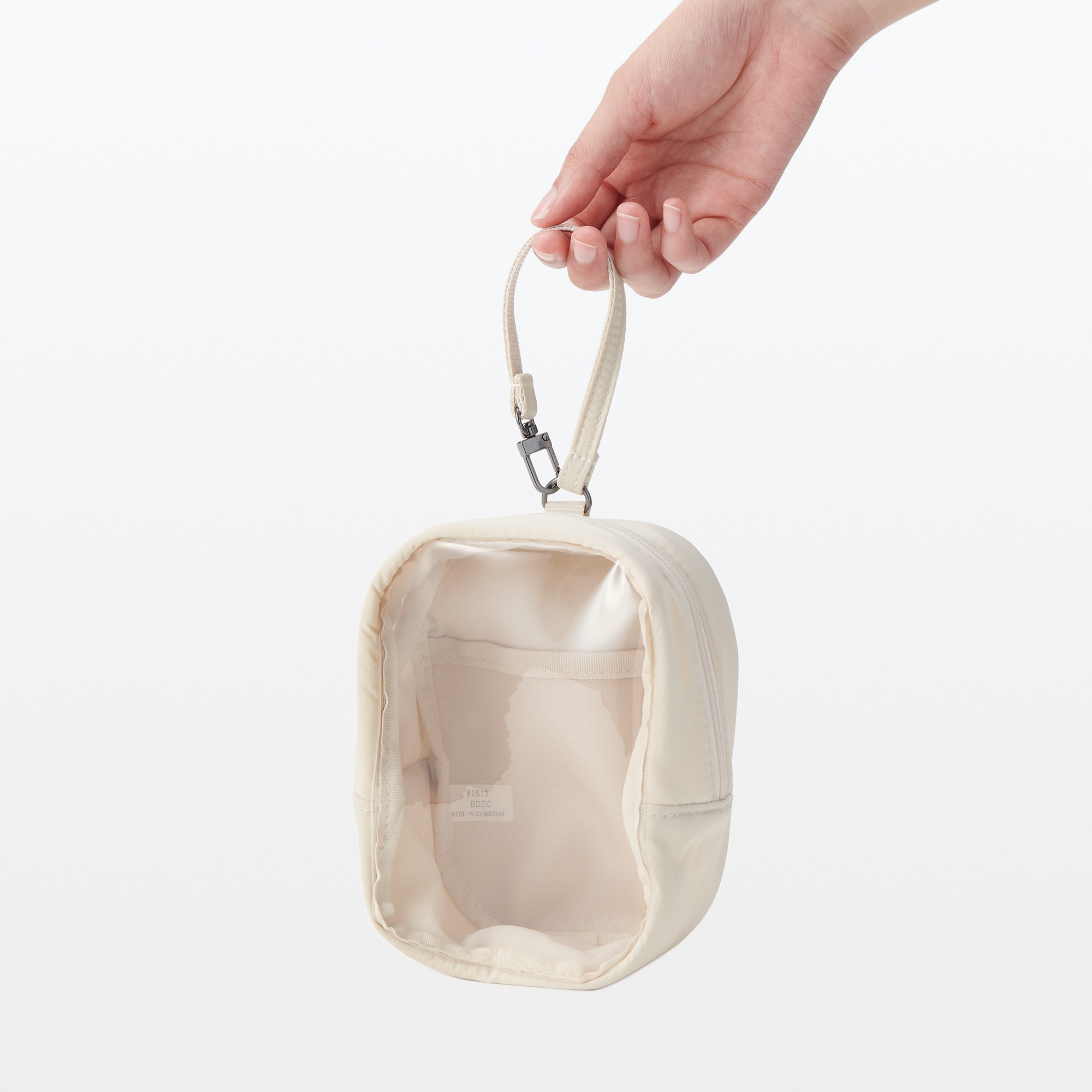 吊るせるコレクションポーチ