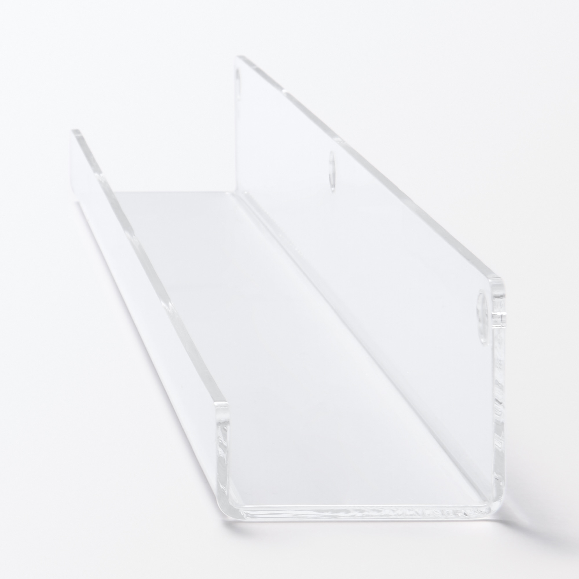 壁に付けられるアクリルディスプレイ　コの字型