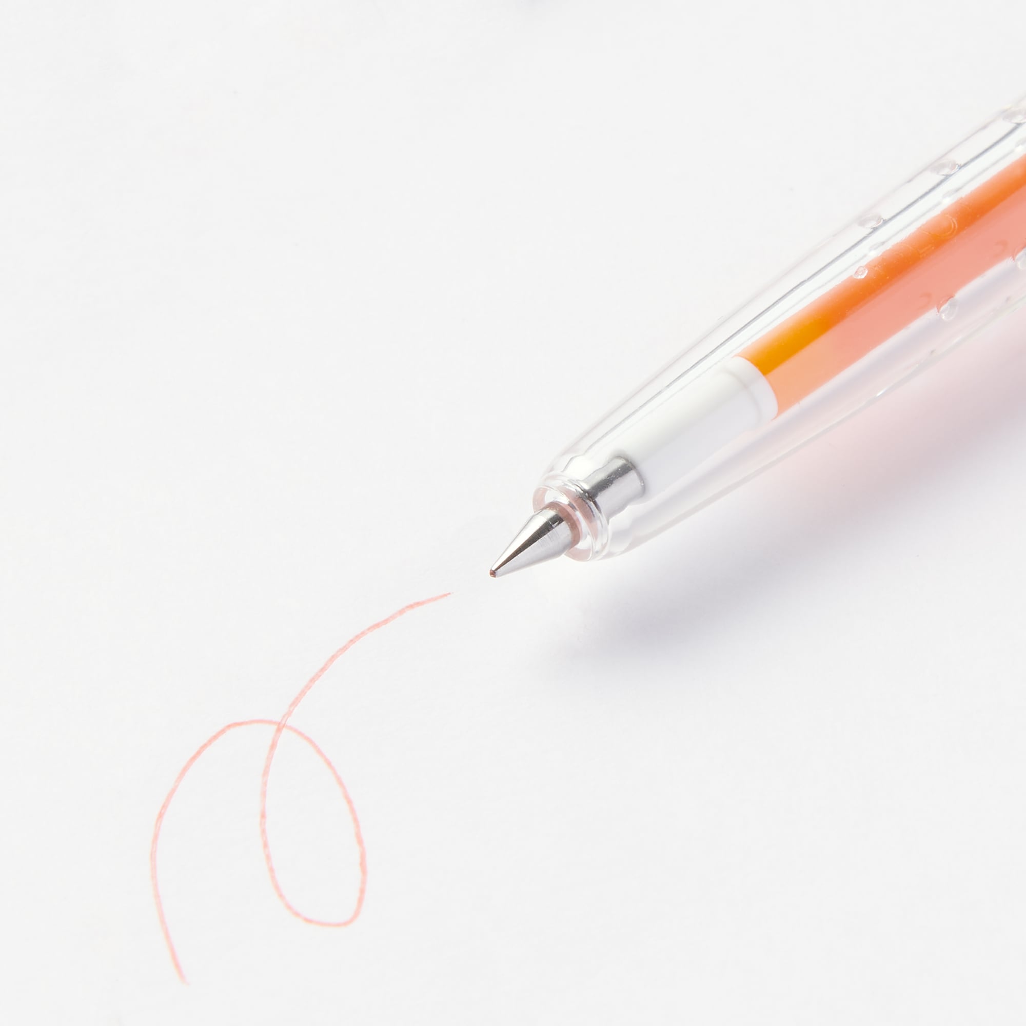 こすって消せるスリムボールペン・ノック式