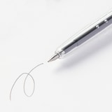 こすって消せるスリムボールペン・ノック式