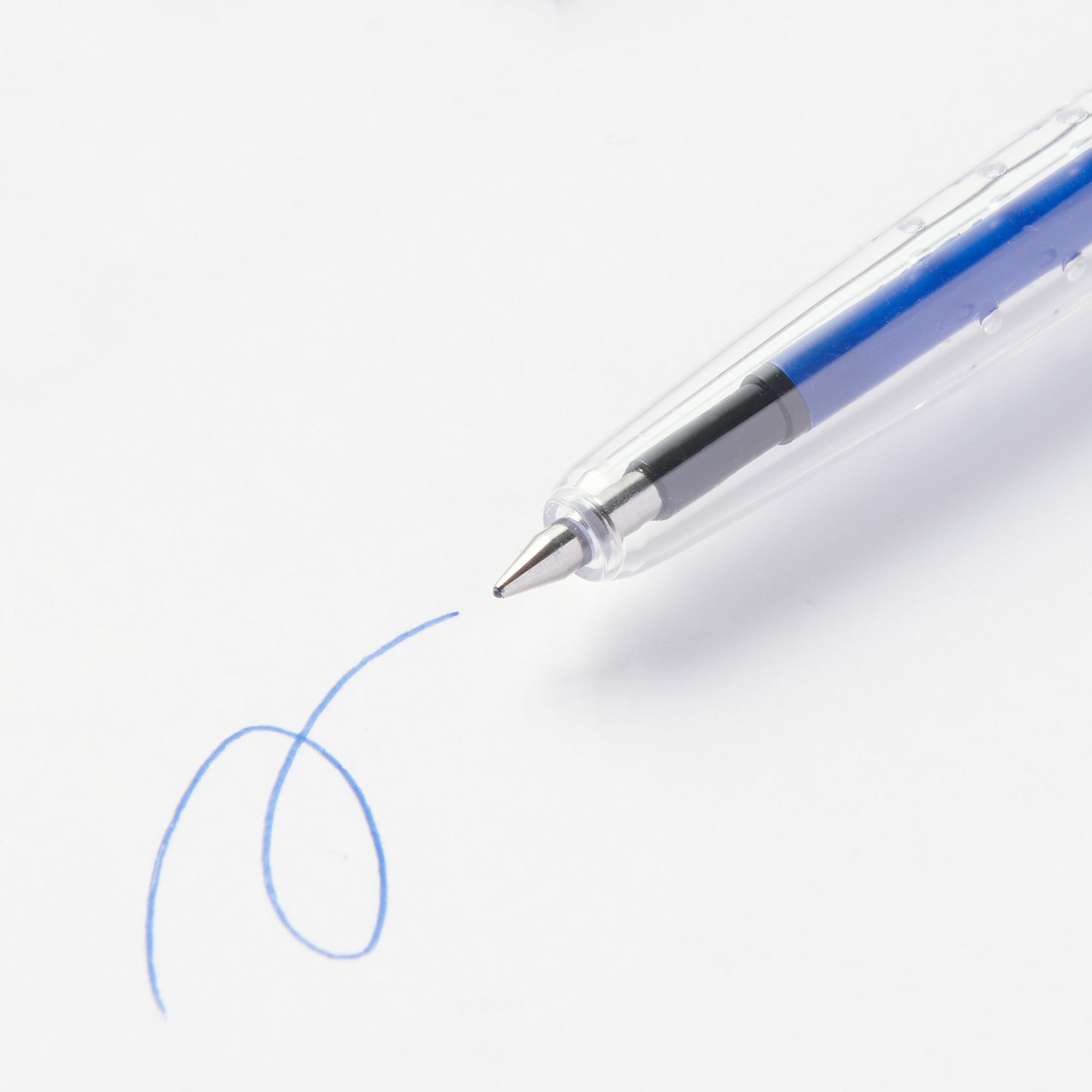 こすって消せるスリムボールペン・ノック式