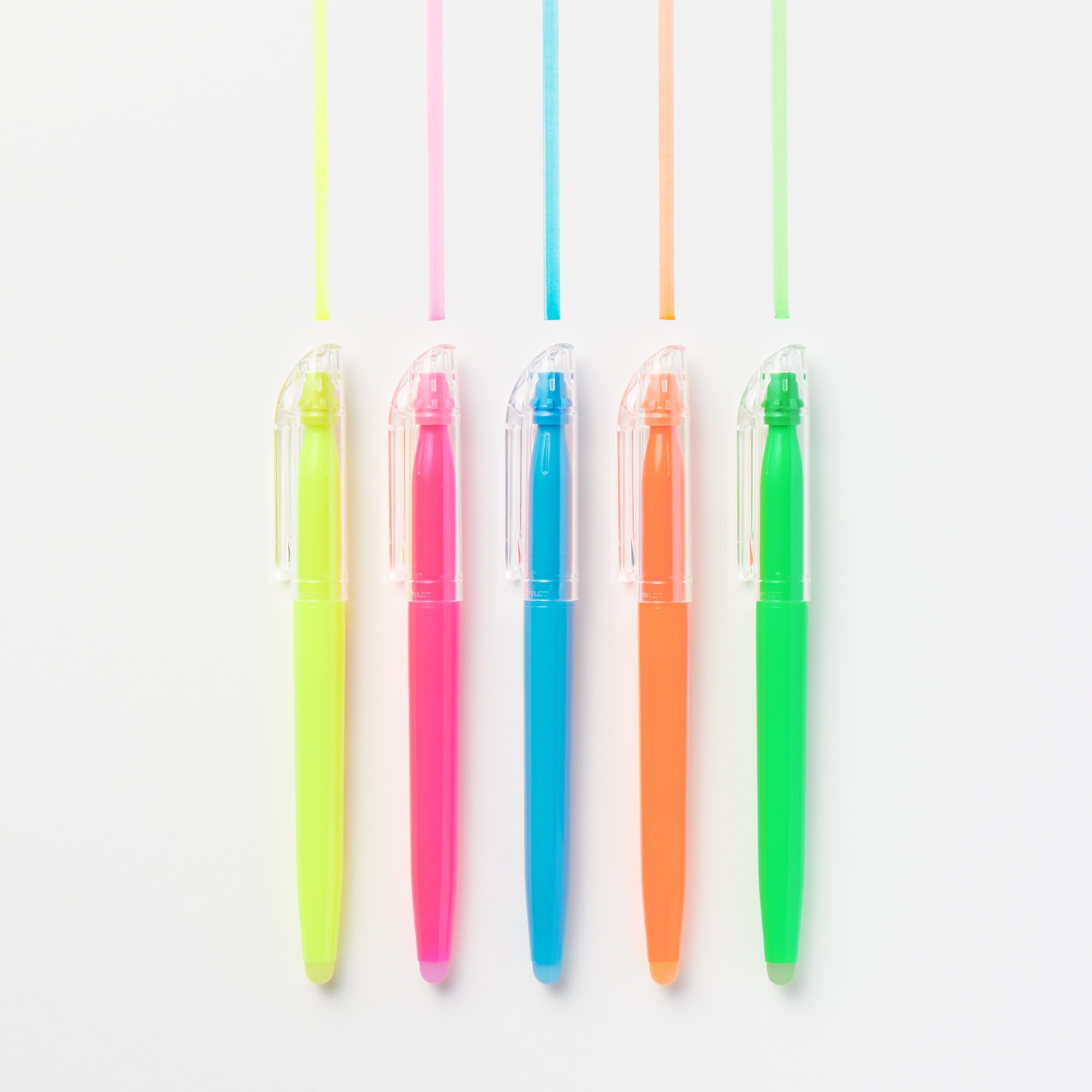 こすって消せる蛍光ペン