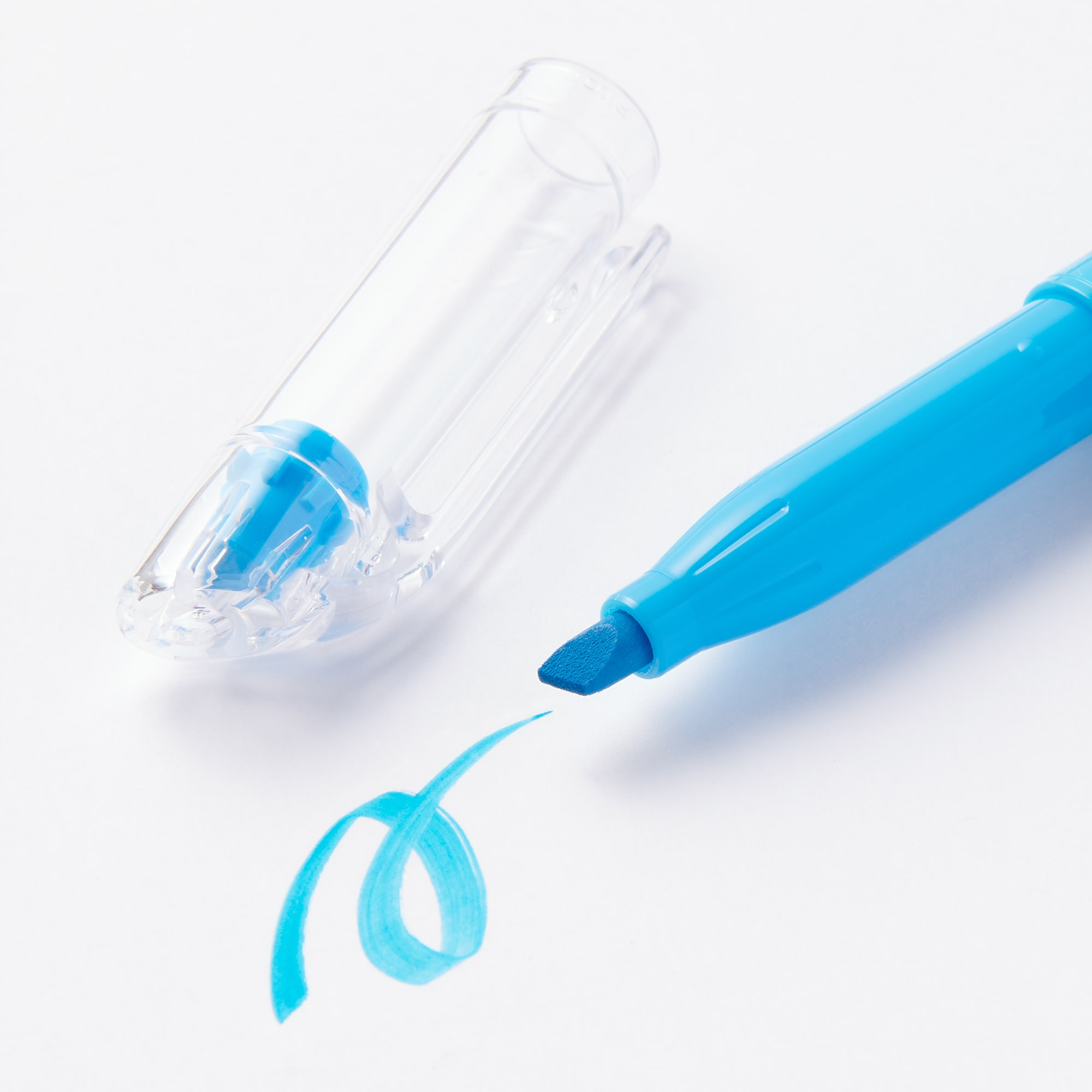 こすって消せる蛍光ペン