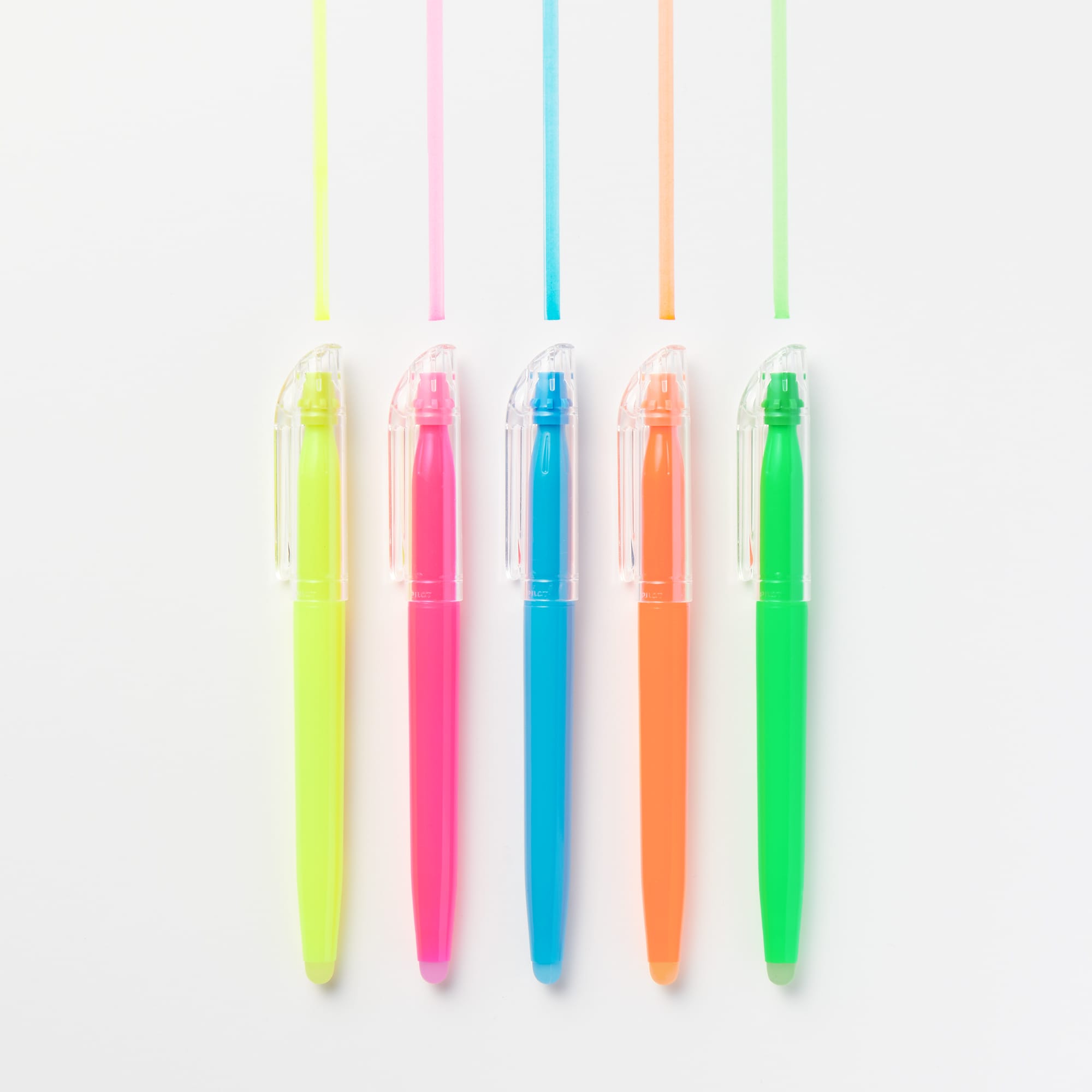 こすって消せる蛍光ペン