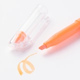 こすって消せる蛍光ペン