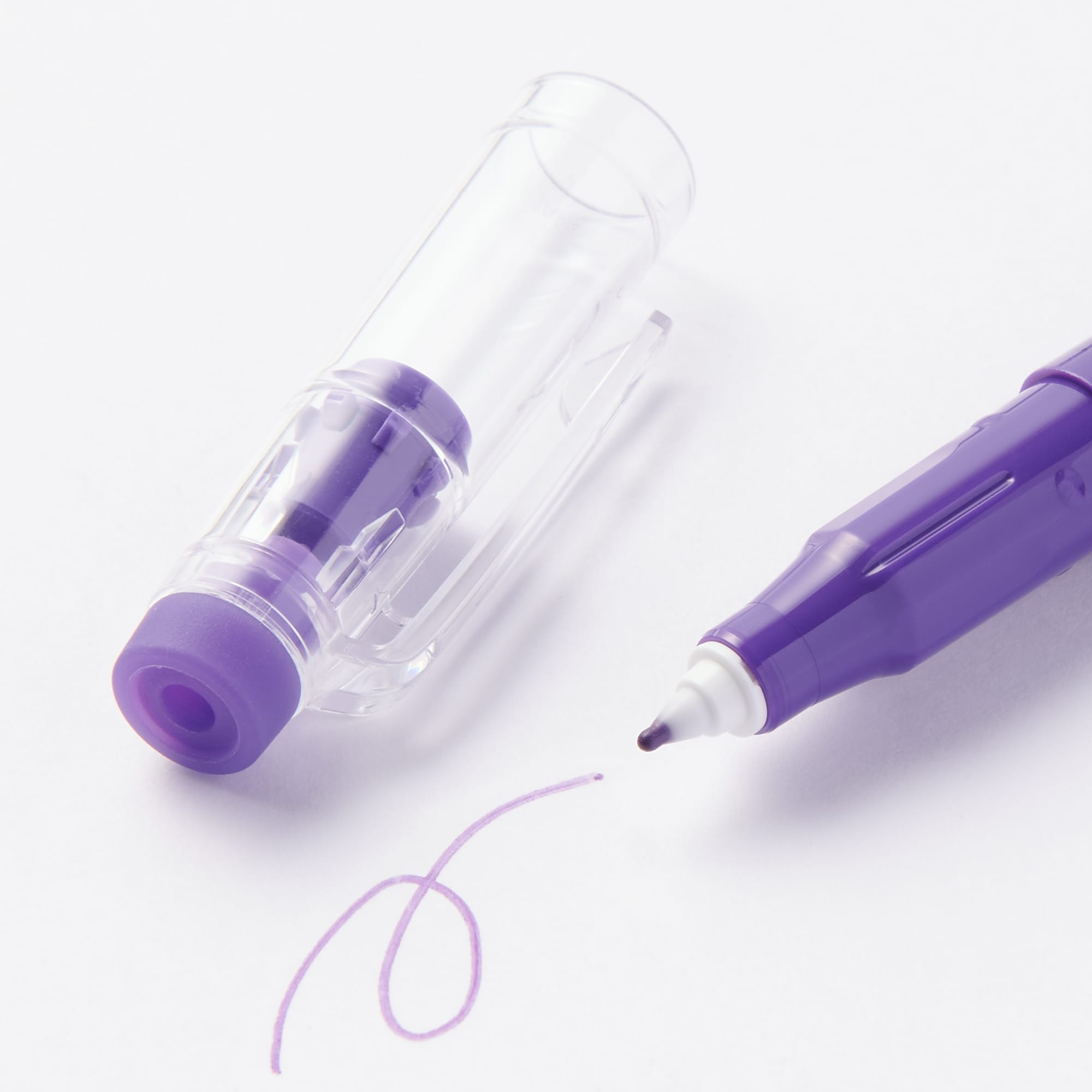 こすって消せる水性カラーペン