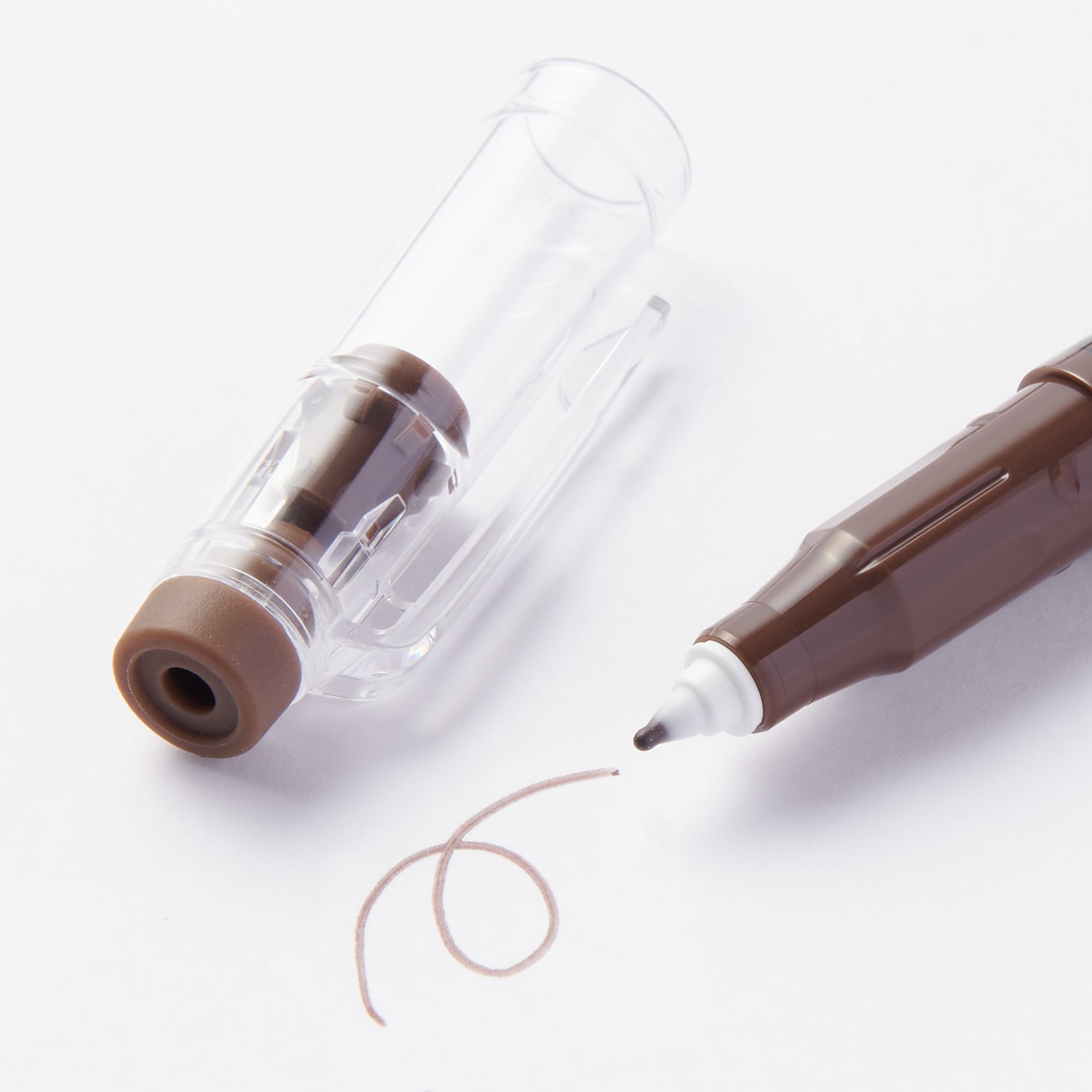 こすって消せる水性カラーペン