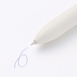 書き味なめらかな３色ボールペン・シャープペン