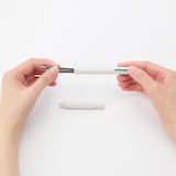 替芯　書き味なめらかな油性ボールペン