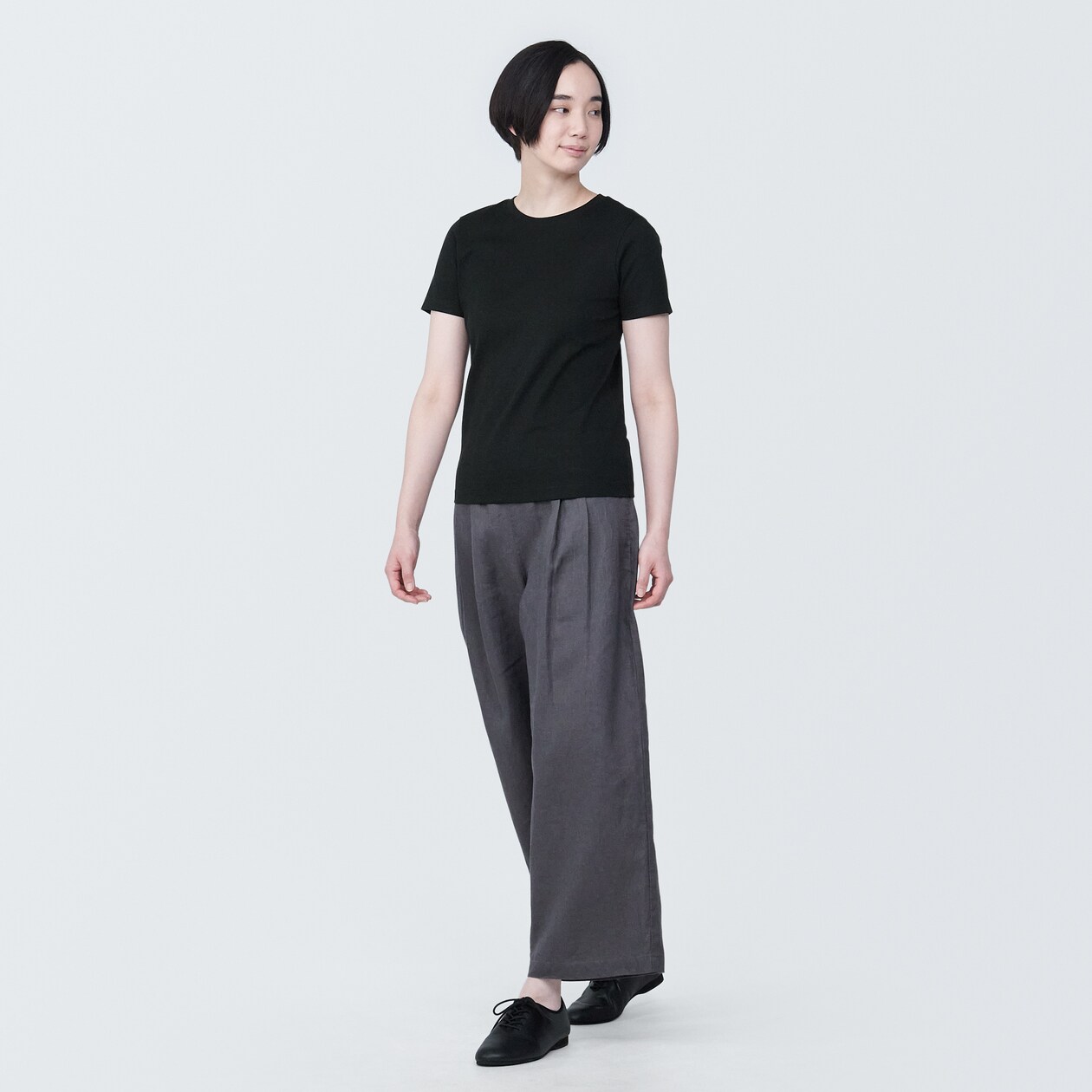 婦人　汗じみしにくいクルーネック半袖Ｔシャツ