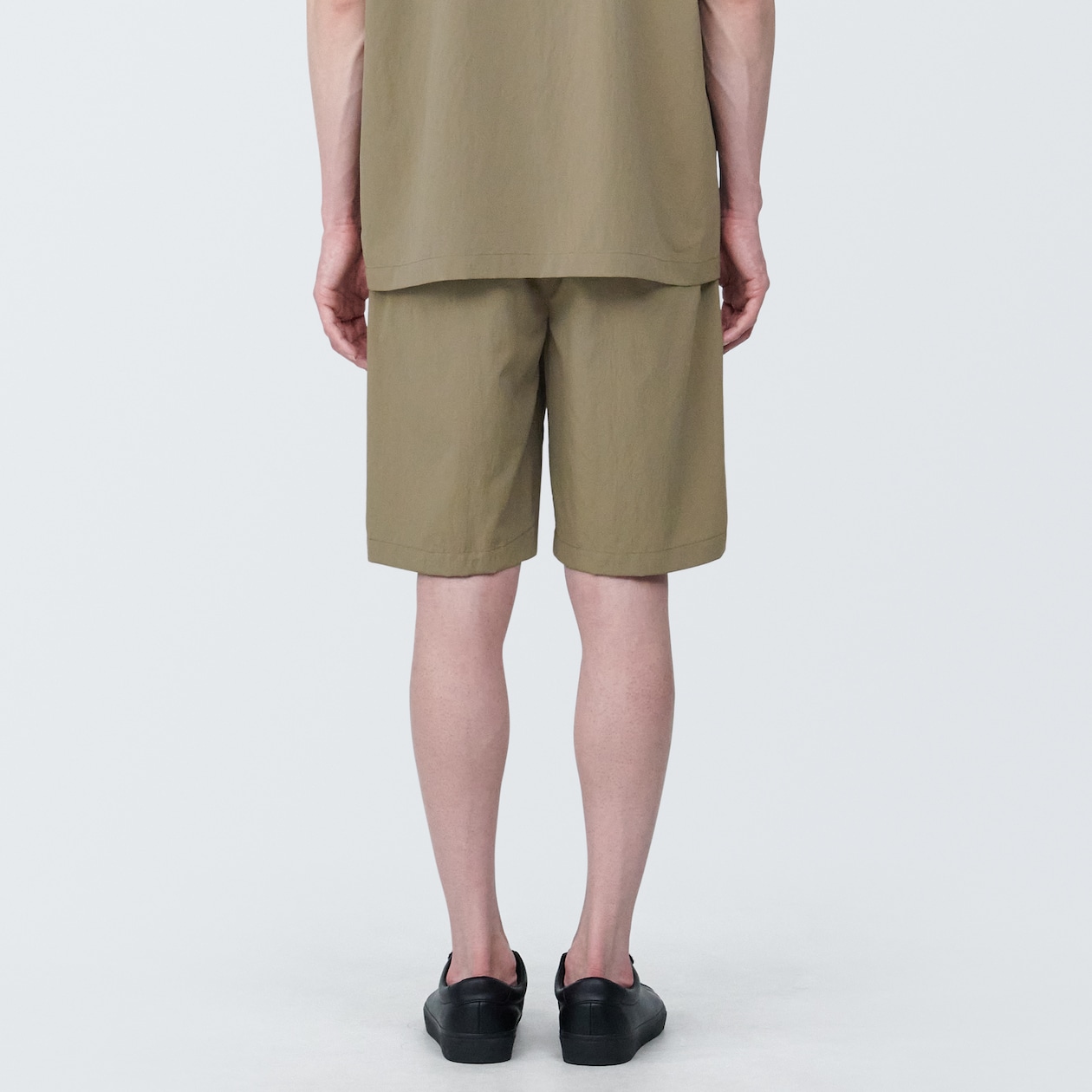 紳士　風を通すストレッチショートパンツ