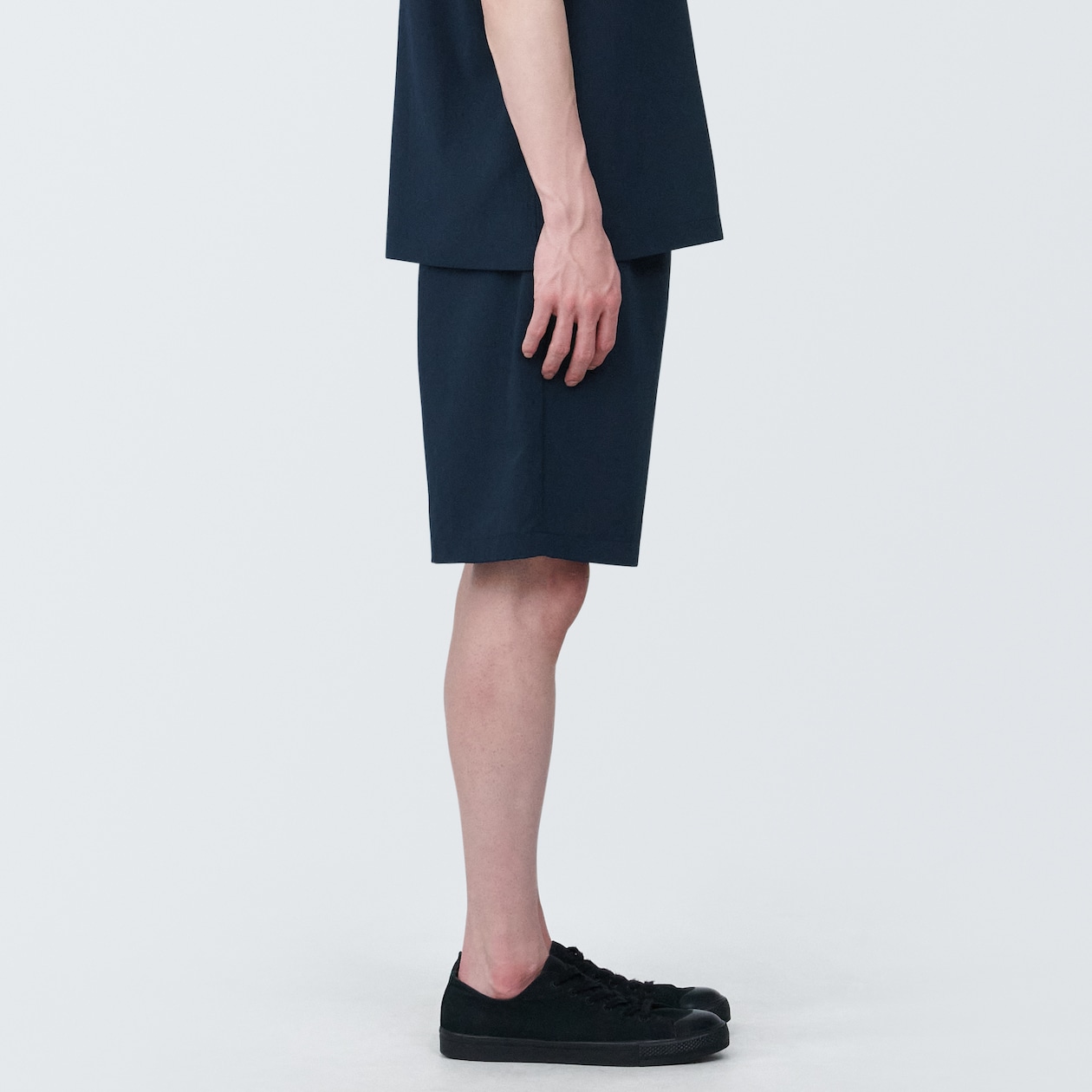 紳士　風を通すストレッチショートパンツ