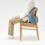 背当てにもなるやわらかマルチクッション