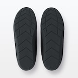 再生ポリエステル使い履き心地の良いスリッパ