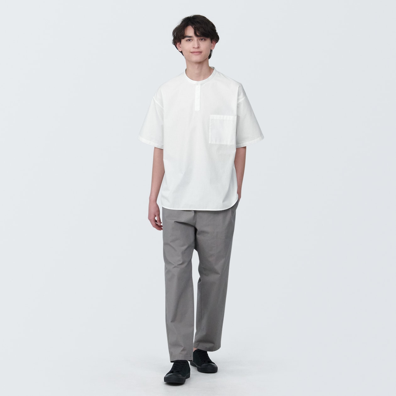 【欧米サイズ】紳士　涼感ヘンリーネック半袖布帛Ｔシャツ