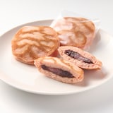 桜もち入りトラ焼き