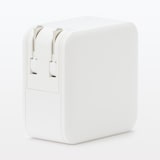 急速充電器　ＵＳＢ－Ｃ　２ポート／　ＵＳＢ－Ａ