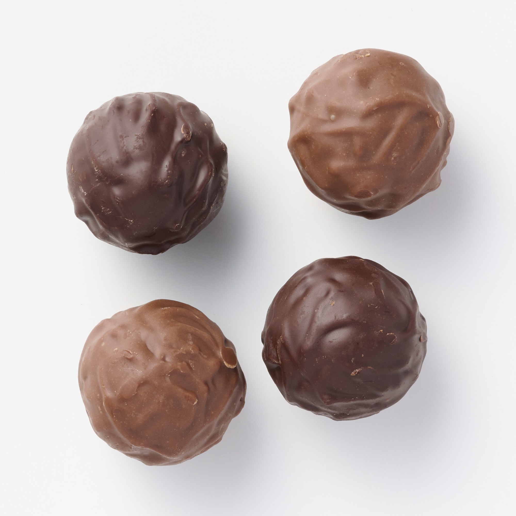 ボンボンショコラ　ヘーゼルナッツ＆塩キャラメル