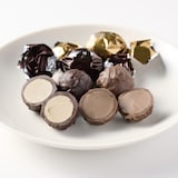 ボンボンショコラ　ヘーゼルナッツ＆塩キャラメル