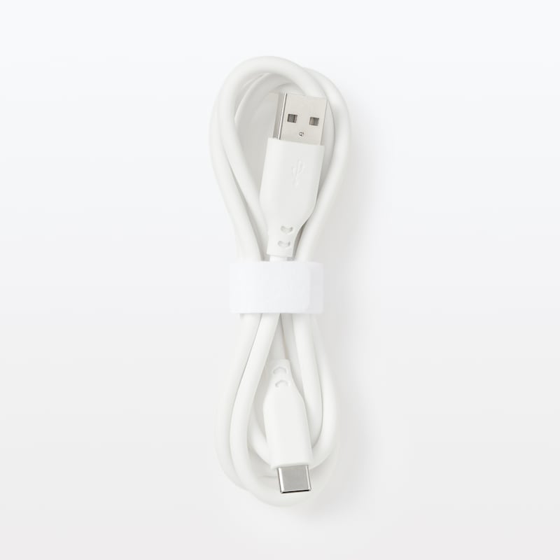 やわらかくて絡まりにくいＵＳＢケーブル１ｍ　ＵＳＢ－Ａ／ＵＳＢ－Ｃ