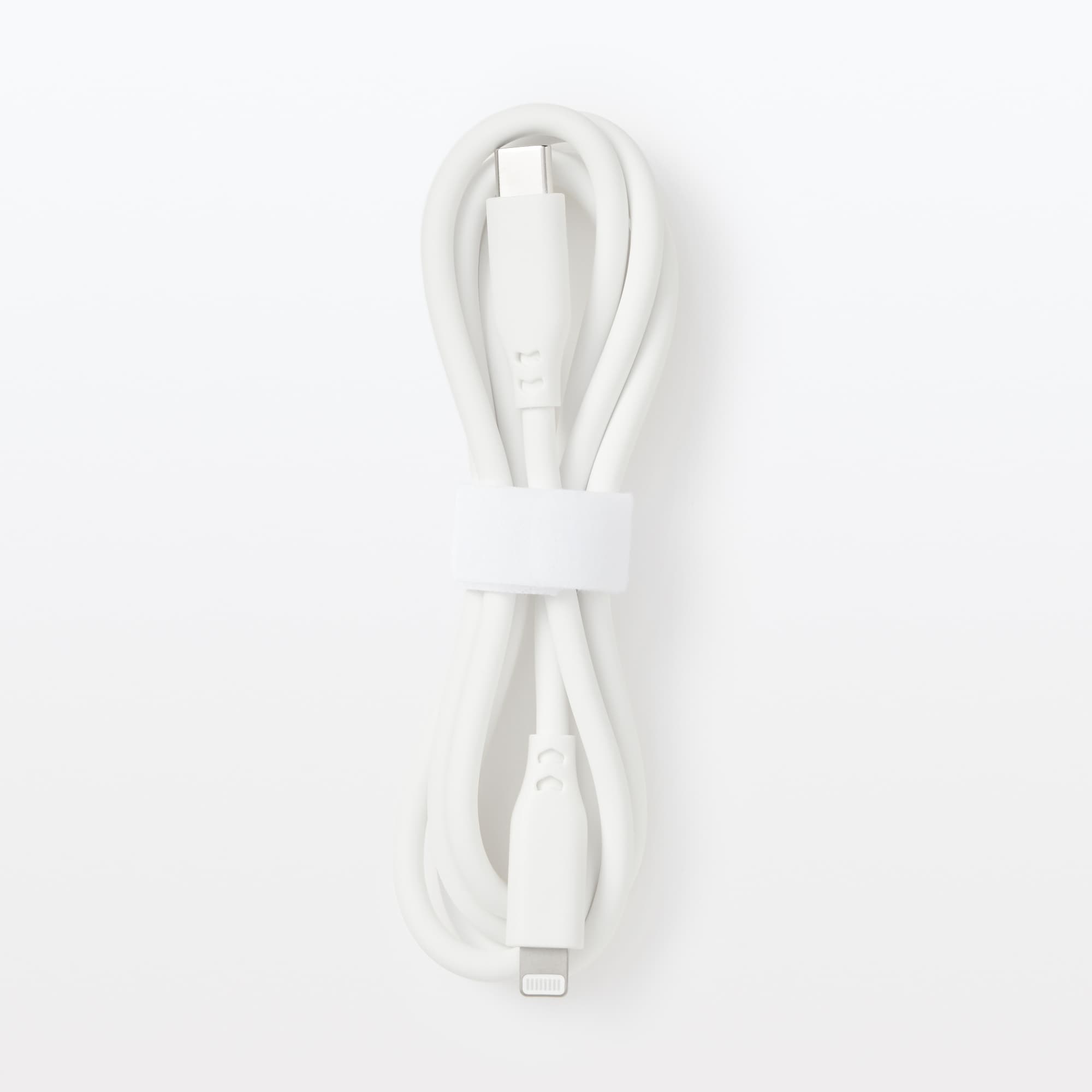 やわらかくて絡まりにくいライトニングケーブル1m USB－C