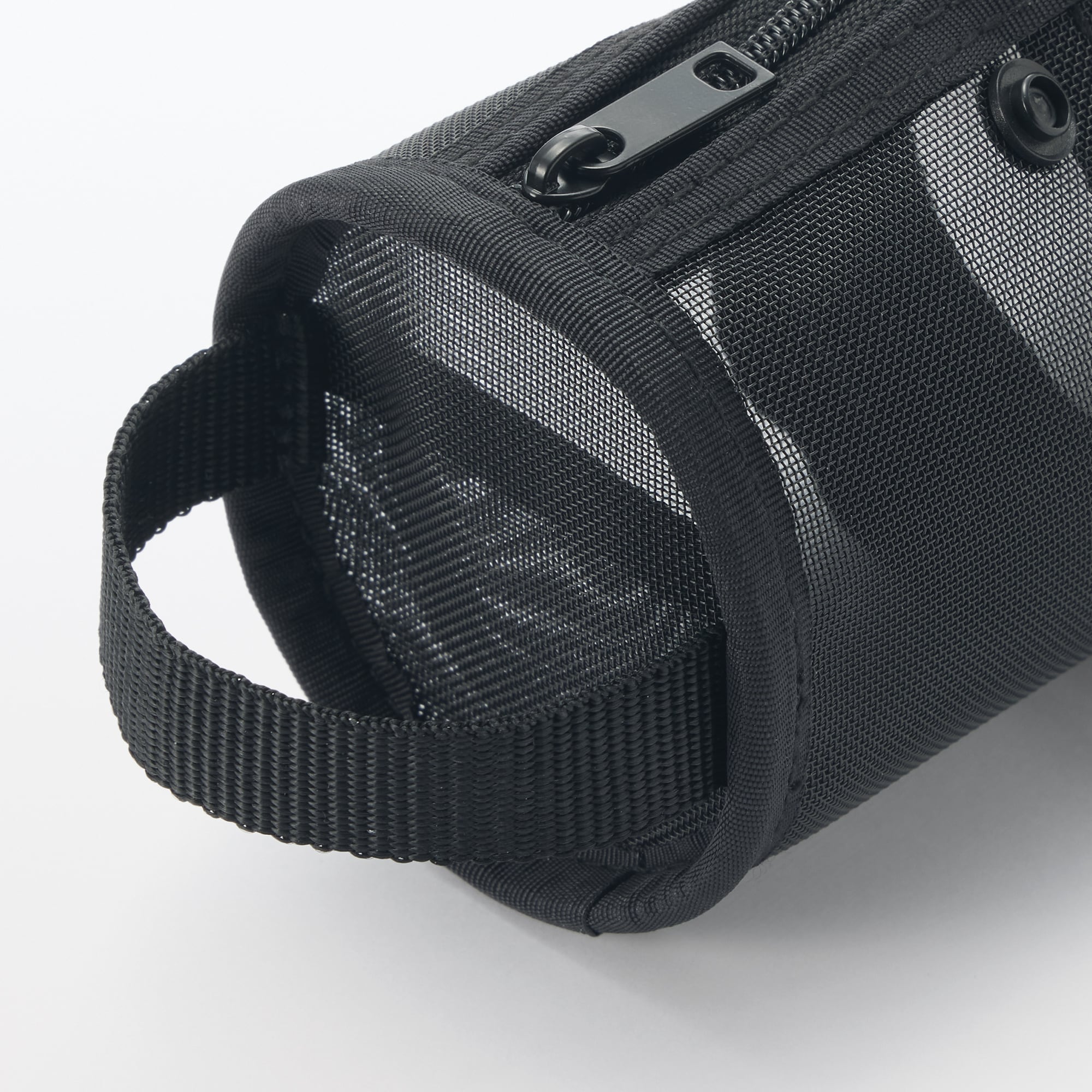 ナイロンメッシュ縦でも横でも使えるペンケース