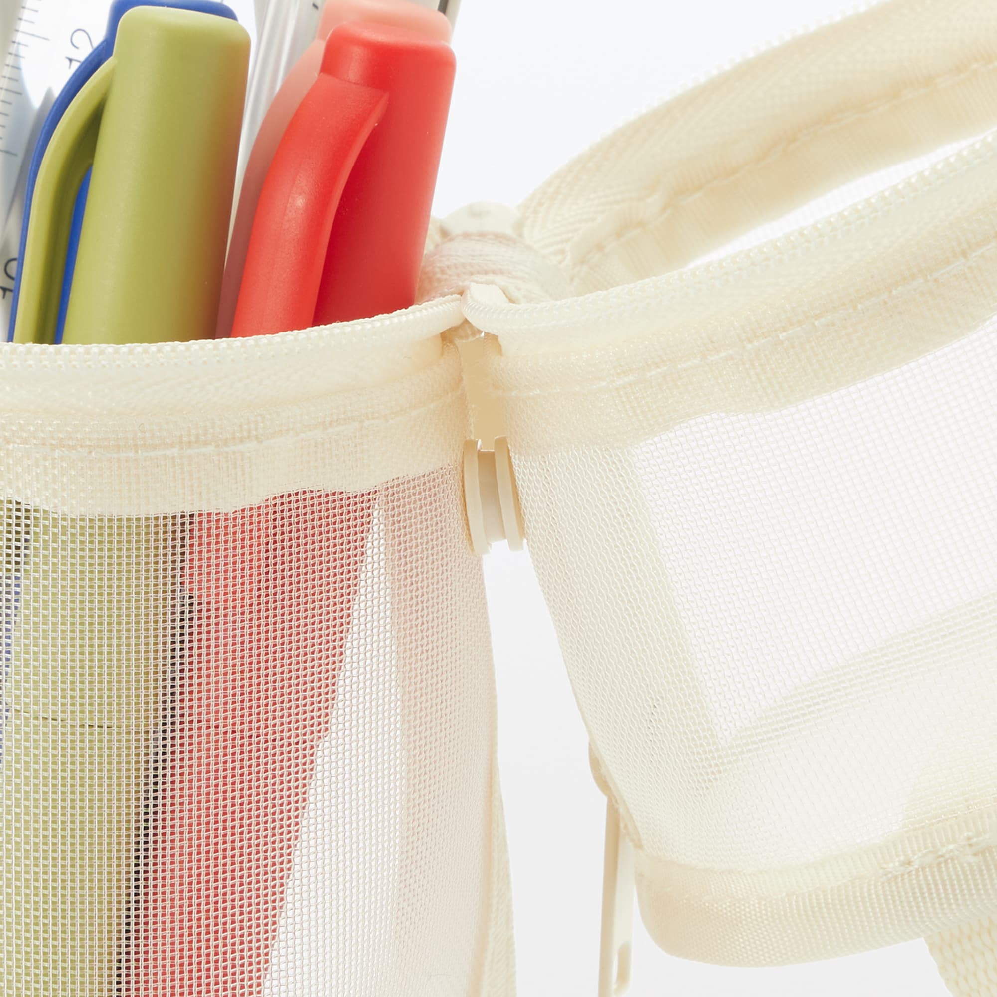 ナイロンメッシュ縦でも横でも使えるペンケース