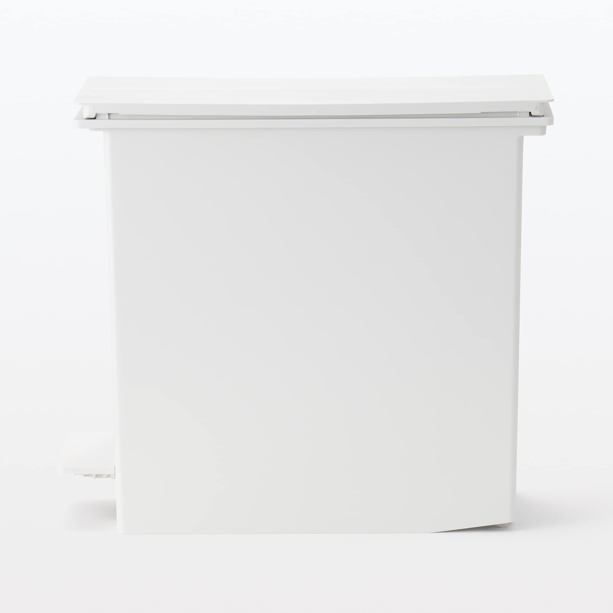 再生ポリプロピレン入り　ペダル式ダストボックス　両開きフタ付き