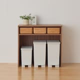 再生ポリプロピレン入り　ペダル式ダストボックス　両開きフタ付き