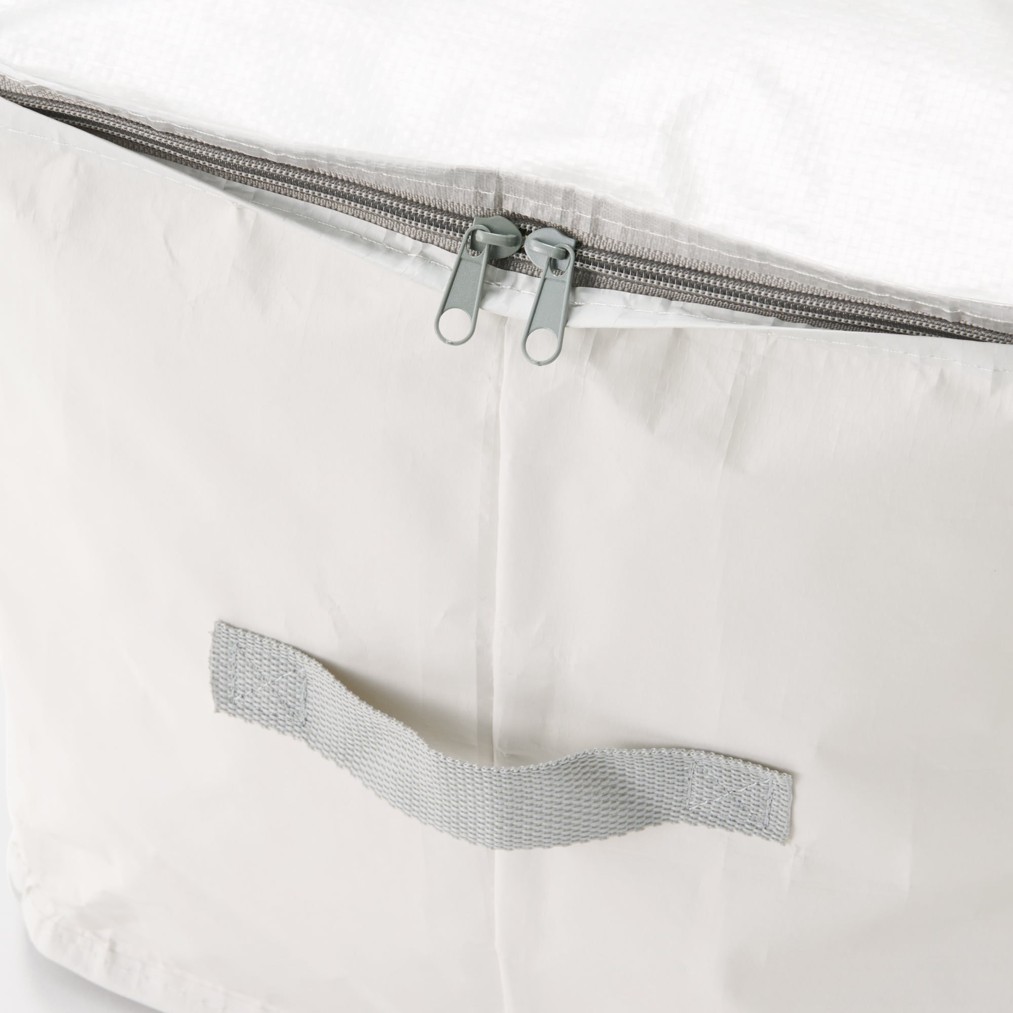 レジャーシートでつくった　たためる収納袋　中