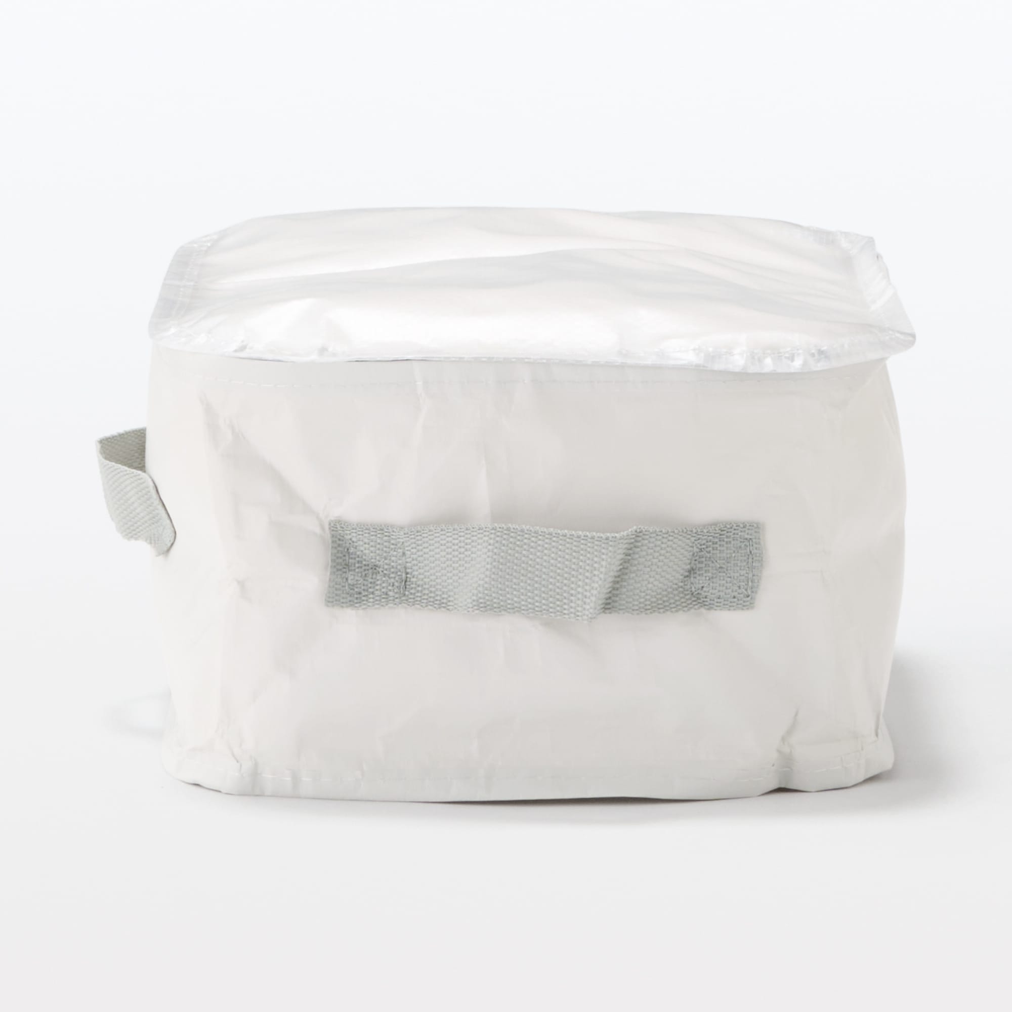 レジャーシートでつくった　たためる収納袋　小