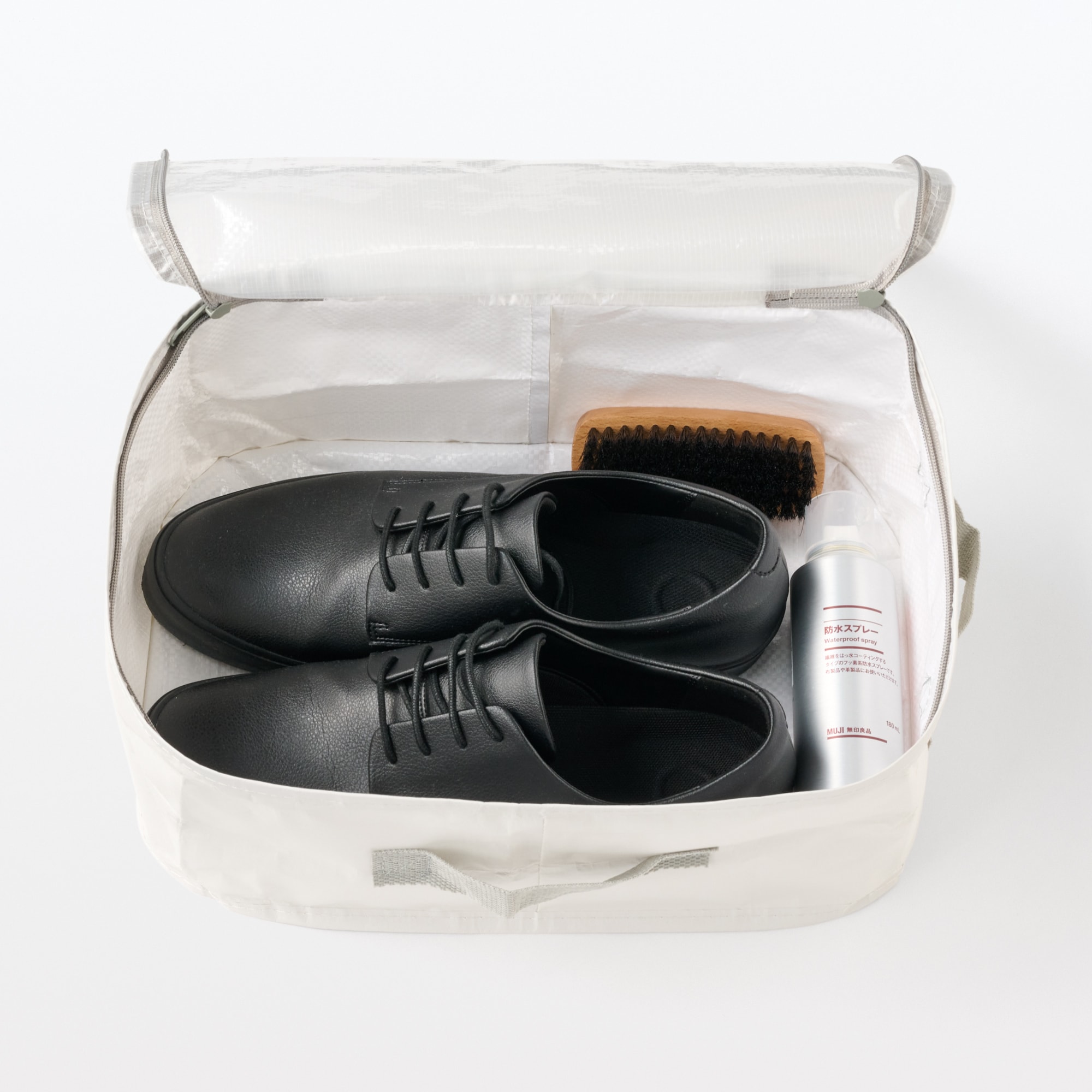 レジャーシートでつくった　たためる収納袋　小