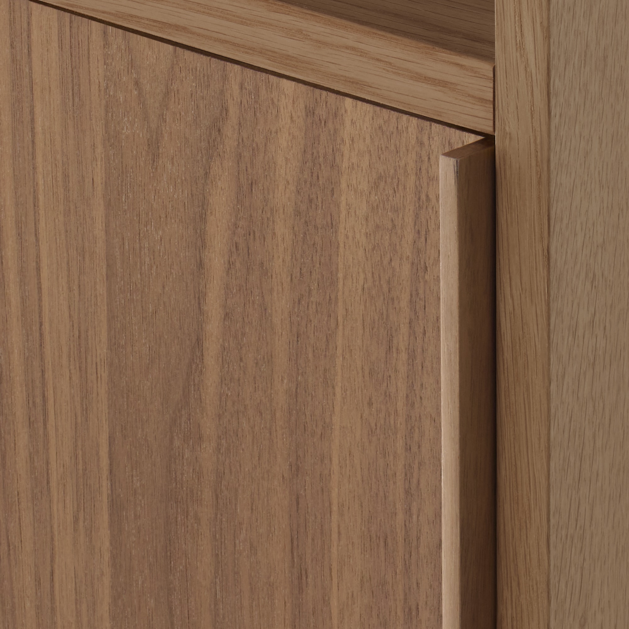 スタッキングシェルフ　木製扉　ウォールナット材突板