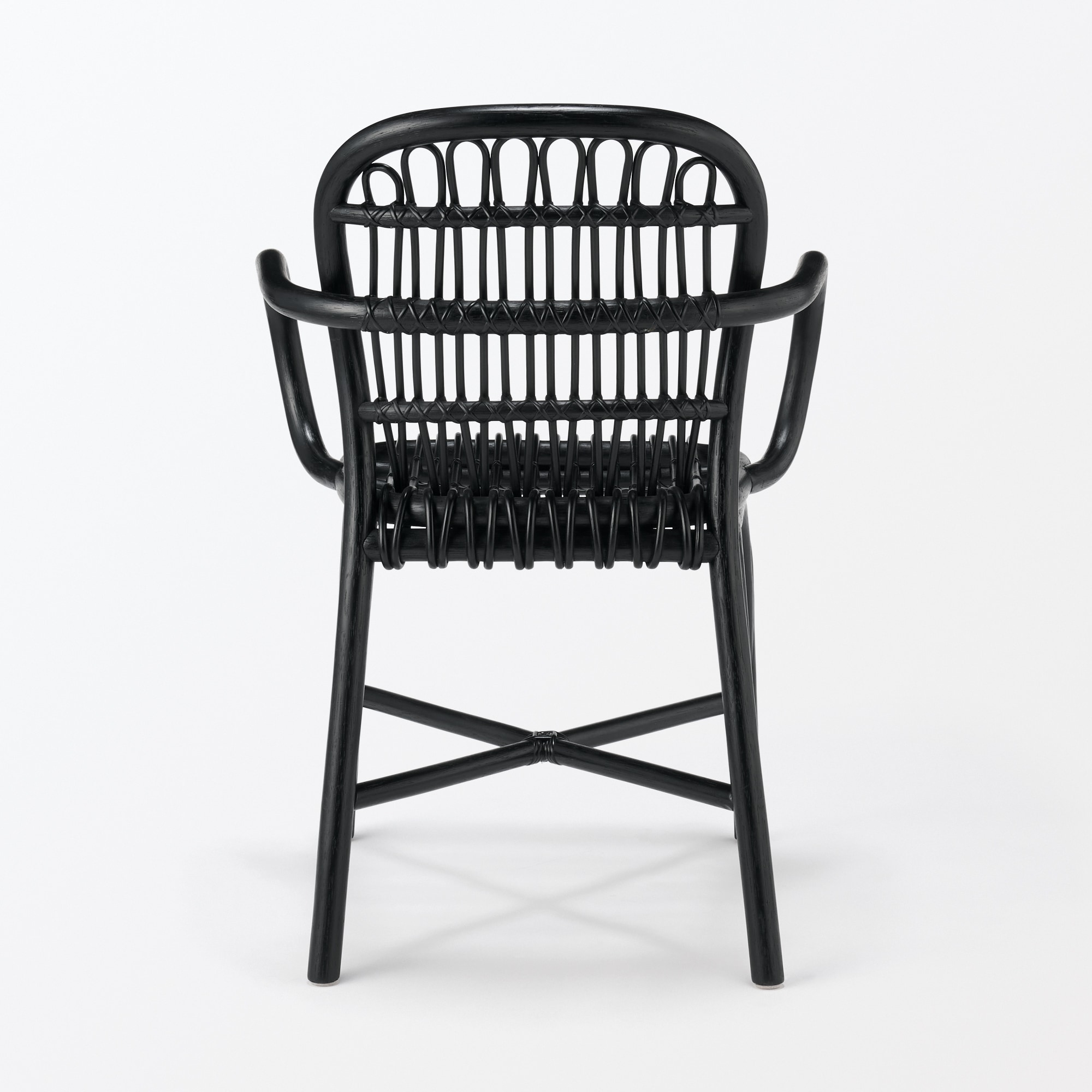 ラタンアームチェア