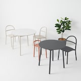 中でも外でも使える　アルミチェア