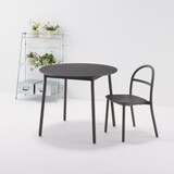 中でも外でも使える　アルミチェア