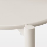 中でも外でも使える　アルミスツール