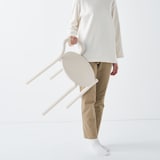 中でも外でも使える　アルミスツール