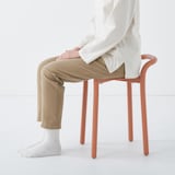 中でも外でも使える　アルミスツール