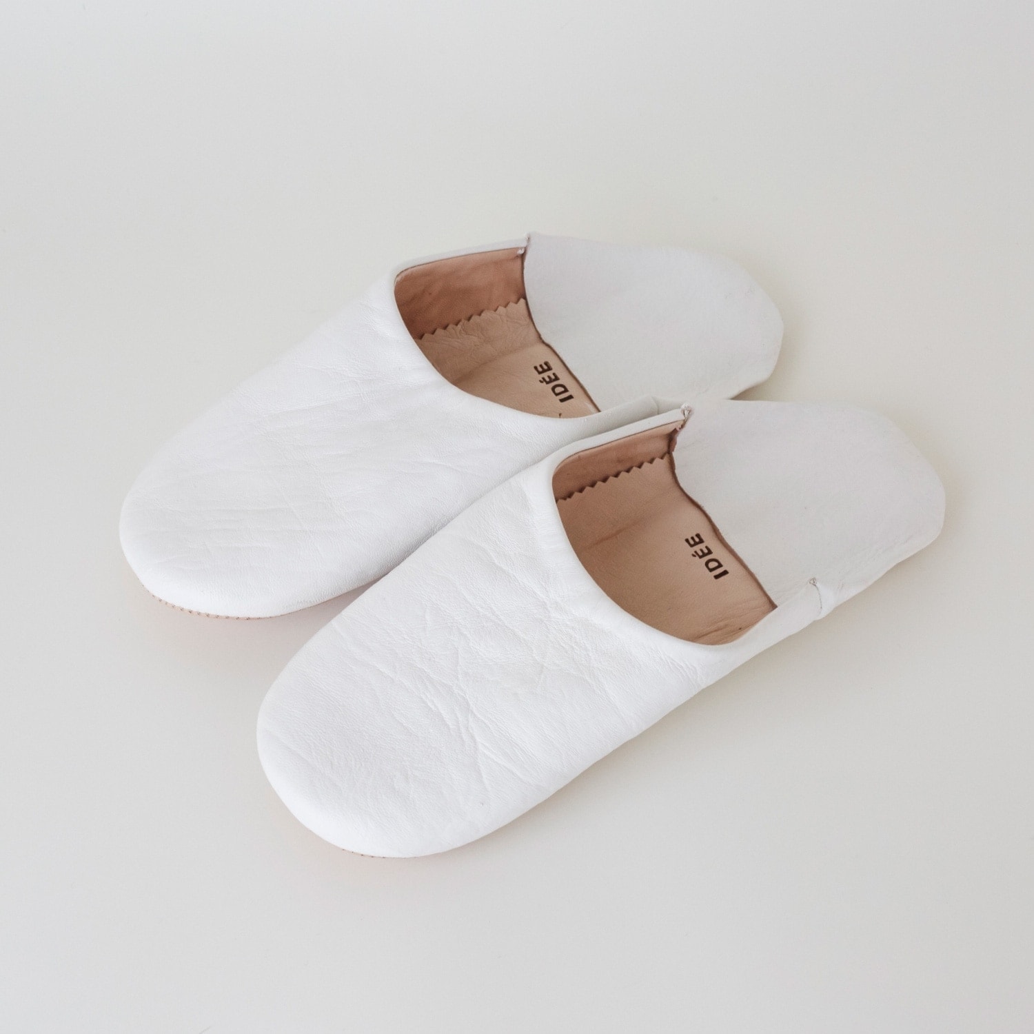 ［ＩＤＥＥ］ＩＤＥＥバブーシュ　Ｌ　ホワイト