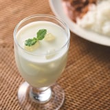 牛乳でつくる　ラッシー