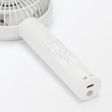 角度が変えられる充電式ハンディファン