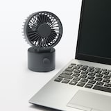 首振り機能付き　コードレスデスクファン