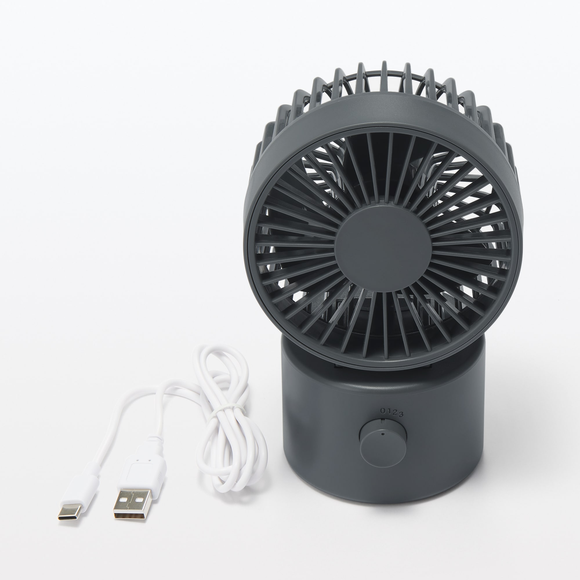 首振り機能付き　コードレスデスクファン