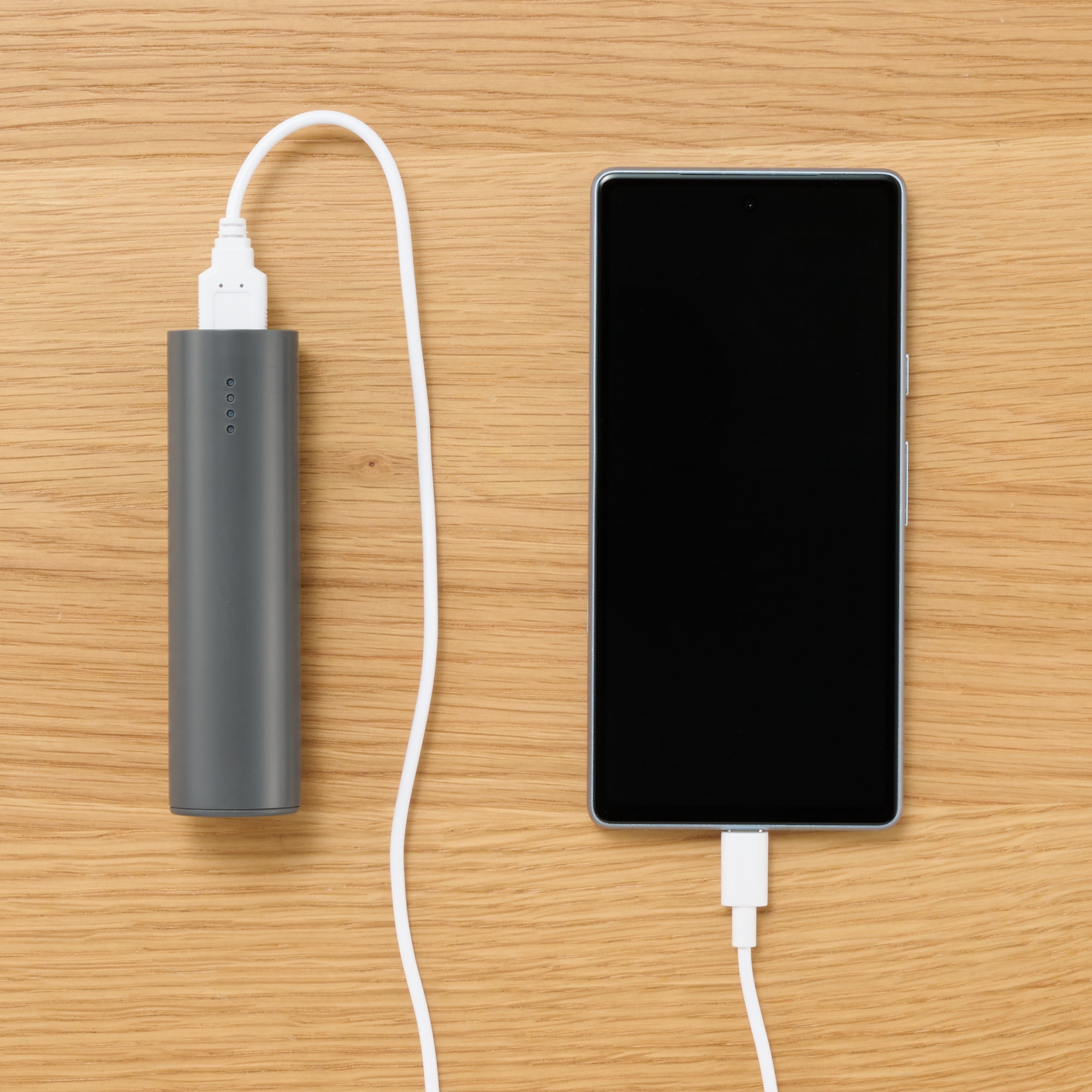 角度が変えられる充電式ハンディファン