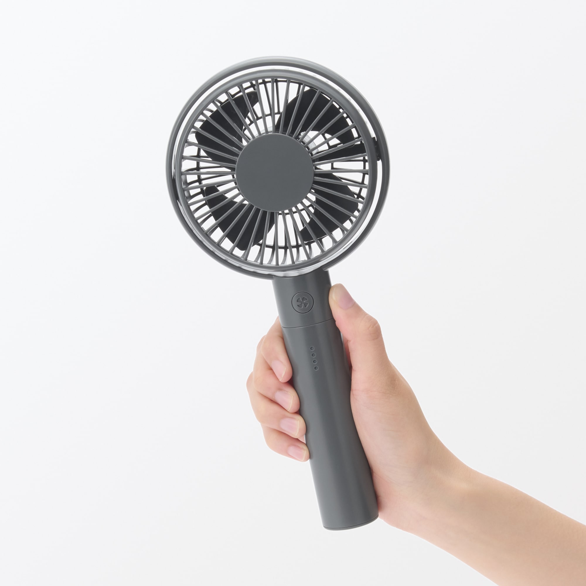 角度が変えられる充電式ハンディファン | 無印良品